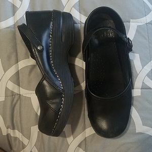 MaryJane Dansko Clog